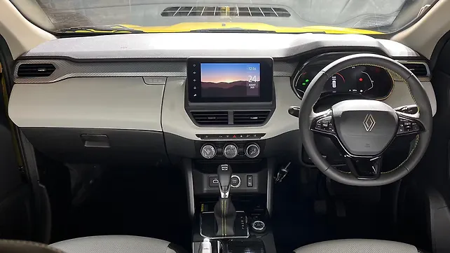 kiger-interior-dashboard